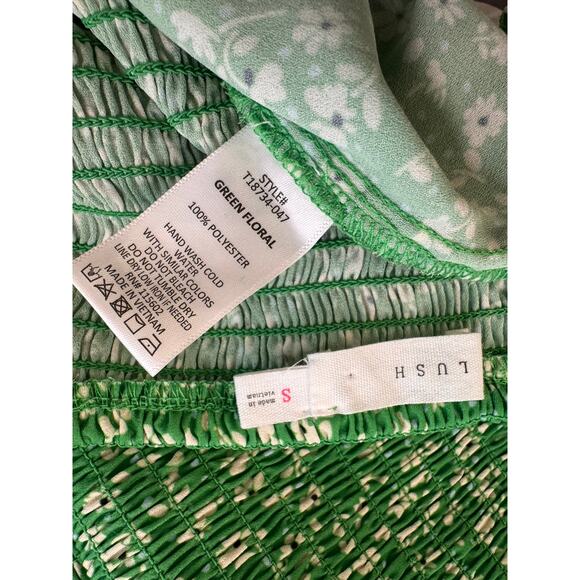 New LUSH NORDSTROM Women's Green Floral Print Ruched Front Cami Tank Top Size S - Picture 6 of 6